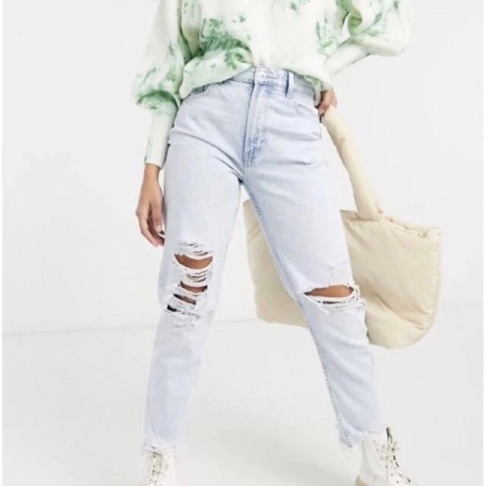 Bershka Organic Cotton Ripped Mom Jeans